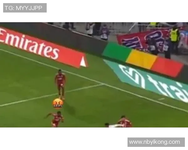 足球明星实力碾压小鲜肉视频展现职业差距与青春风采的精彩对决